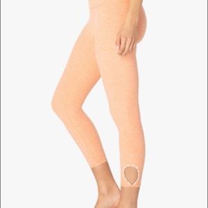 Beyond Yoga , coral leggings with an ankle detail